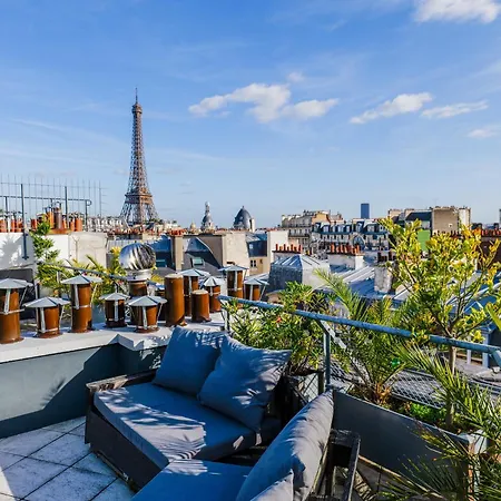 Luxury Penthouse Rooftoop Eiffel Tower View - Em02 * パリ